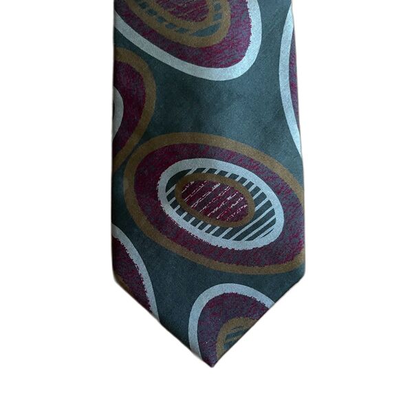 Vintage Pierre BALMAIN Paris Green Red 100% Silk Pattern Neck Tie - Picture 2 of 5